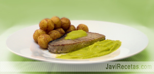 Atun con salsa de Pimientos