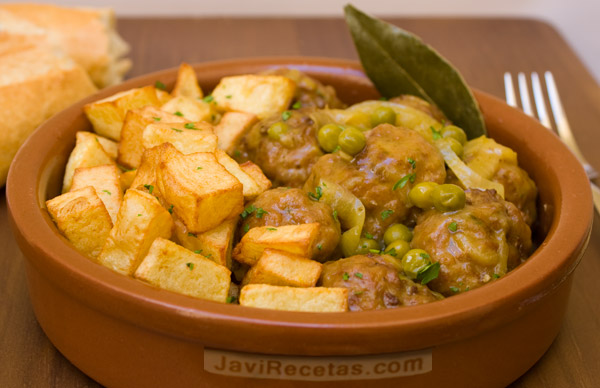 ALBÓNDIGAS EN SALSA - Receta Casera - Javi Recetas