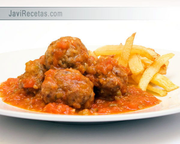 Albóndigas con Tomate a la Italiana - Javi Recetas