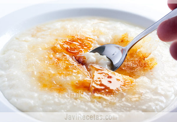 Receta tradicional de arroz con leche y canela