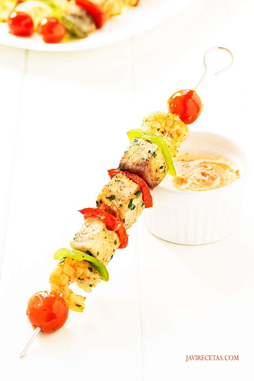 Brochetas de Langostinos y Pescado